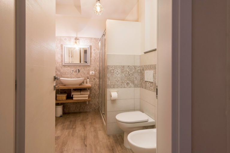 Bathroom 5, Pistoia Luxury Suite, Pistoia