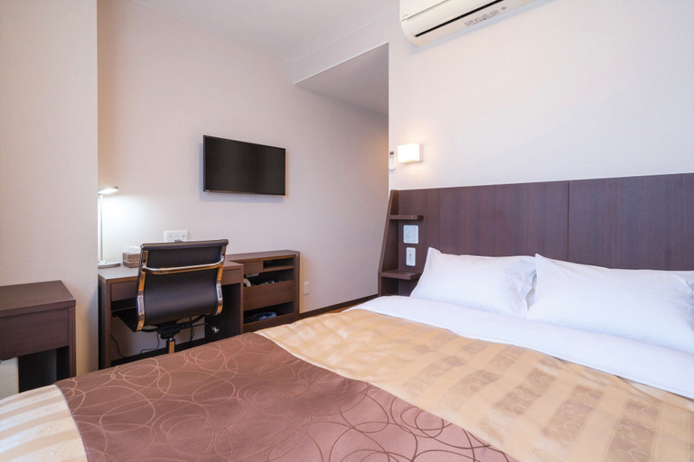 Bedroom 2, Hotel Katsuyama Premiere, Matsuyama