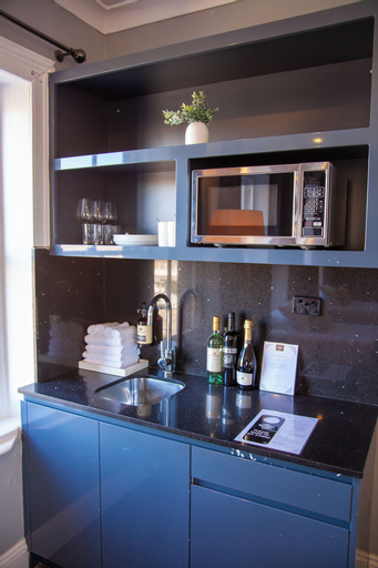Dining Room 8