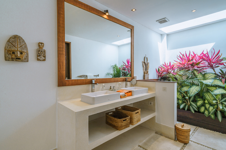 Bathroom 9