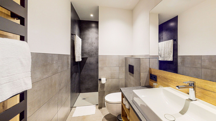 Bathroom 5, Luma Hotel Spa&Fitness, Fulda