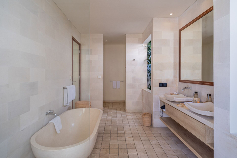 Bathroom 5, Saba Villa, Badung