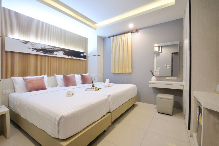Bedroom 28