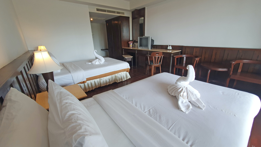 Bedroom 28
