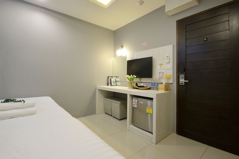 Bedroom 18