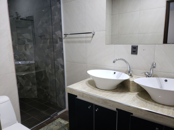 Bathroom, Portal Rent Apart 2, Cercado
