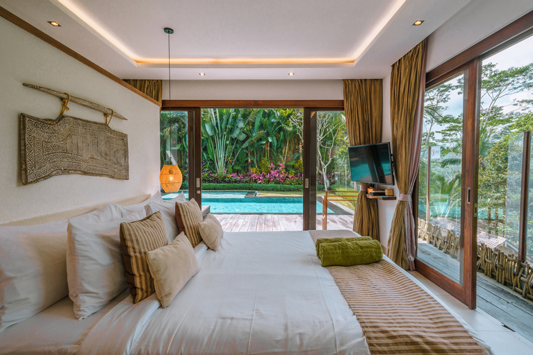 Bedroom 12