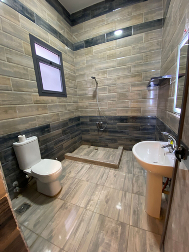 Bathroom 4