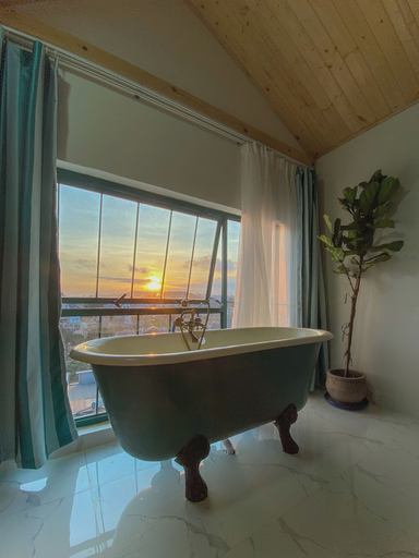 Bathroom 4, Lacasa May, Đà Lạt