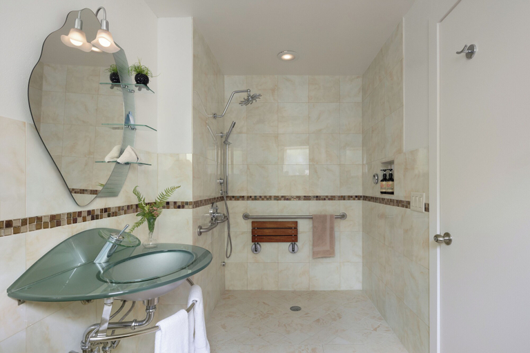 Bathroom 4, The Trail in Adams - Berkshires’ Art Hotel, Berkshire