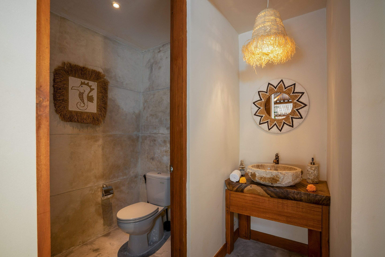 Bathroom 2, Villa Almar, Badung