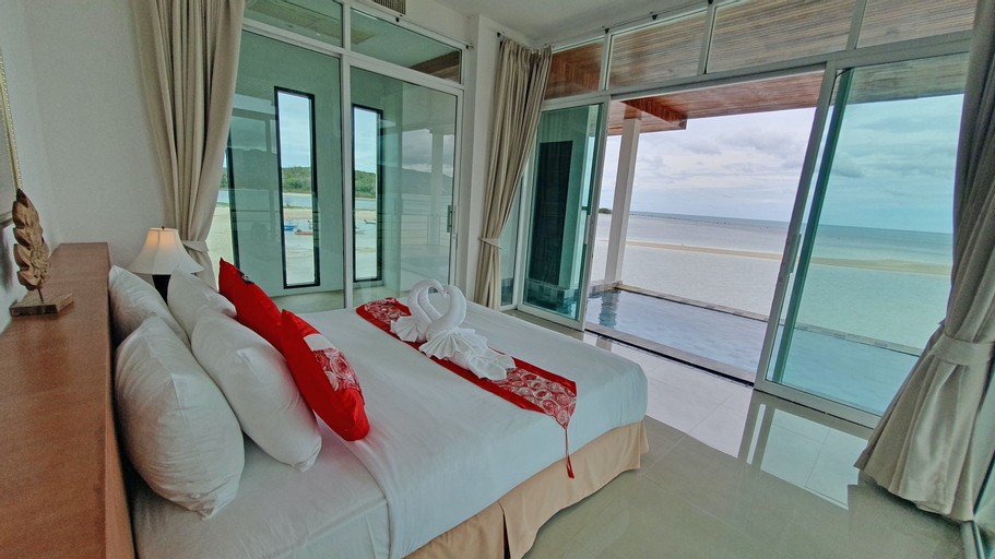 Bedroom 23