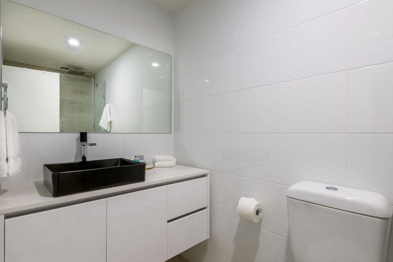 Bathroom 3, Tranquility Chill at Palm Cove, Cairns