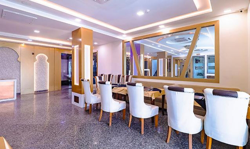Food & Drinks 4, Fabhotel Swess Grand, Agra