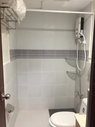 Bathroom 5, Saekyung Village One, Lapu-Lapu City