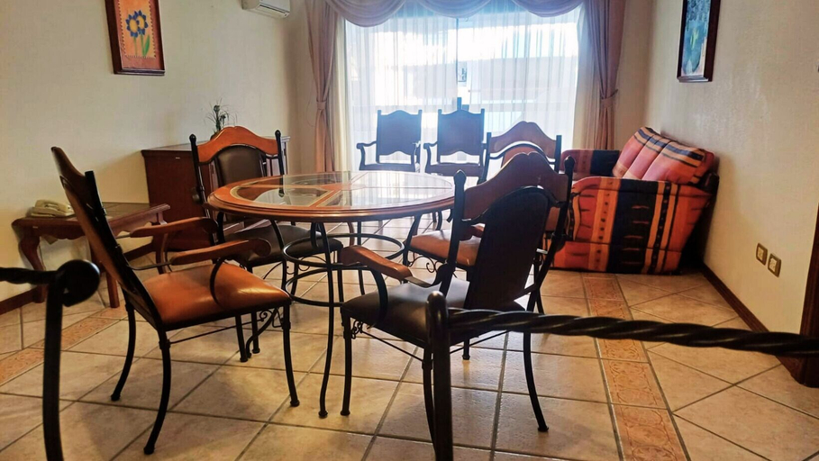 Others 4, HOTEL CASA BLANCA, Andrés Ibáñez