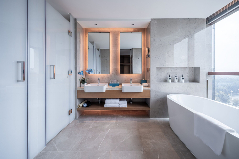 Bathroom 5, Oaks Chengdu At Cultural Heritage Park, Chengdu