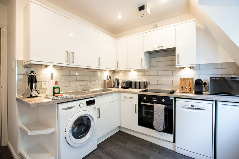 Others 4, Beautiful central apartment with parking, Oxfordshire