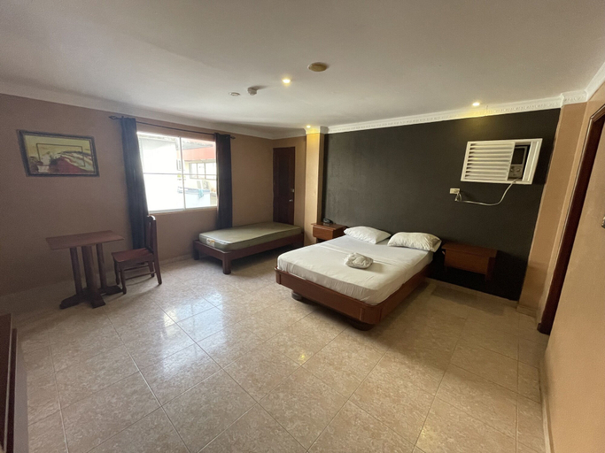 Bedroom 2, Pension Monaco, Panamá