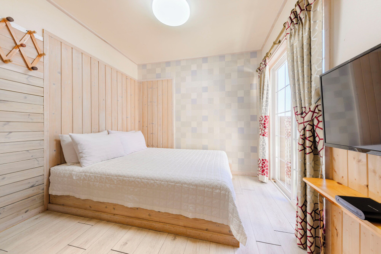 Bedroom 3, Aewol Bada Hyanggi, Jeju