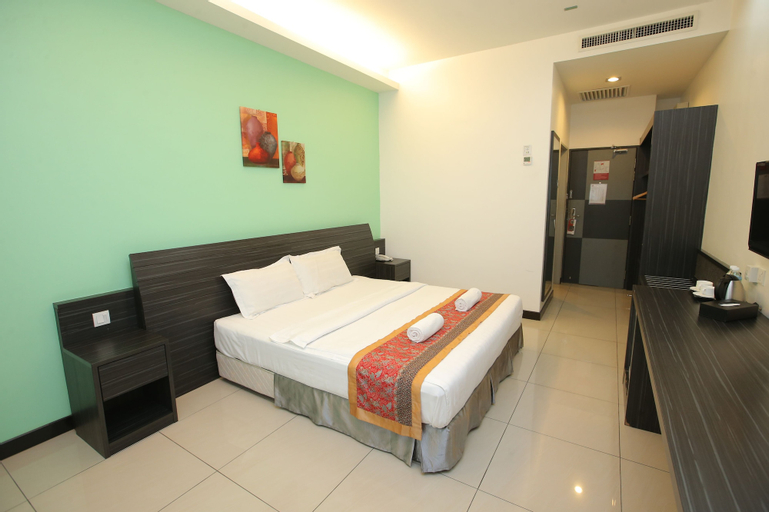 Bedroom 10