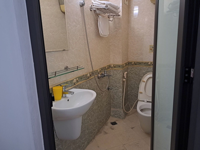Bathroom 3, SOUTH GATE HOTEL, Hoàn Kiếm
