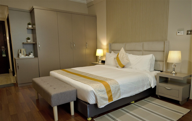 Bedroom 3, City Tower Hotel, Kuwait City