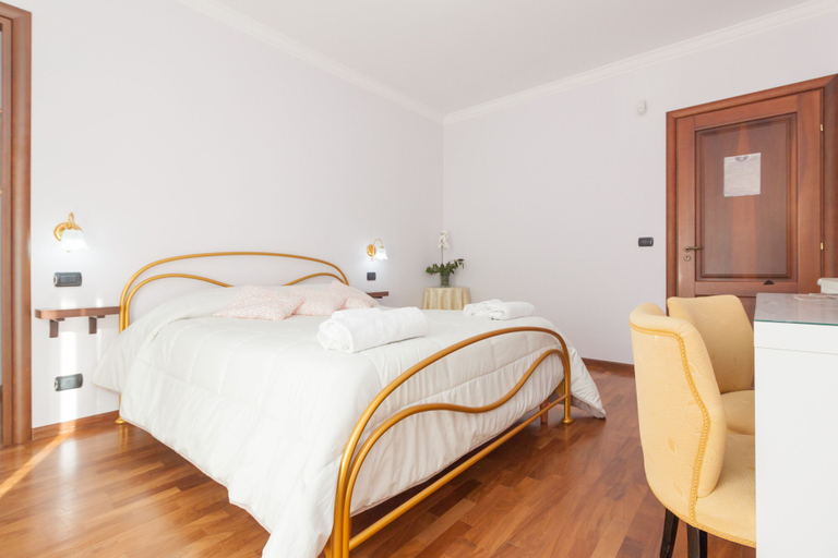 Bedroom 3, B&B Boutique di Charme Etna-Relax-Natura, Catania