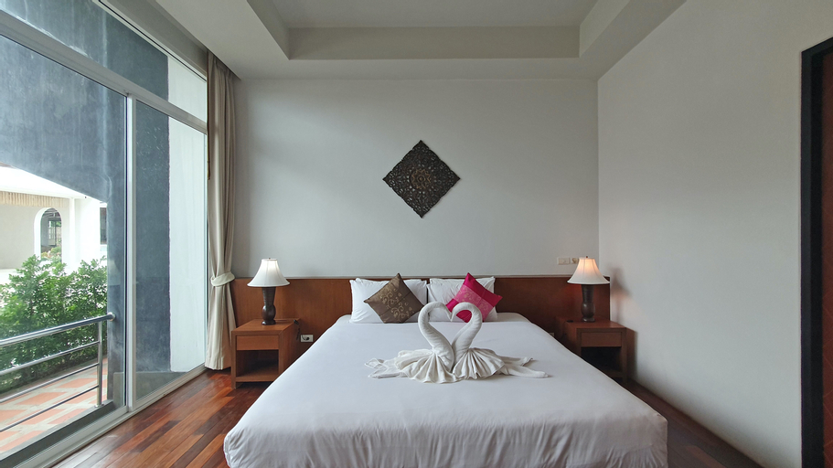 Bedroom 12
