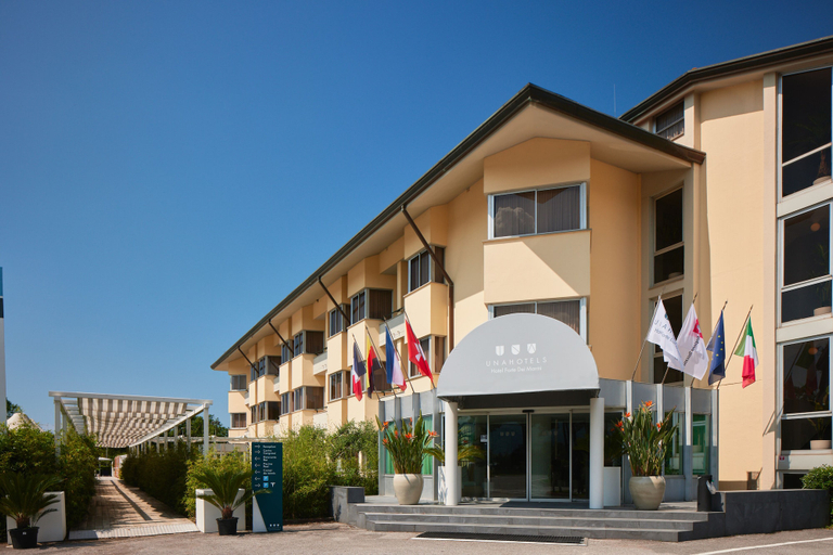 Exterior & Views 2, UNA Hotels Forte dei Marmi, Lucca