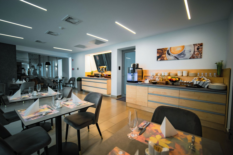 Food & Drinks 5, Eleven Business & Sport Hotel, Jászberény