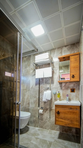 Bathroom 5, Dolphin Boutique Hotel & Restaurant, Bucak