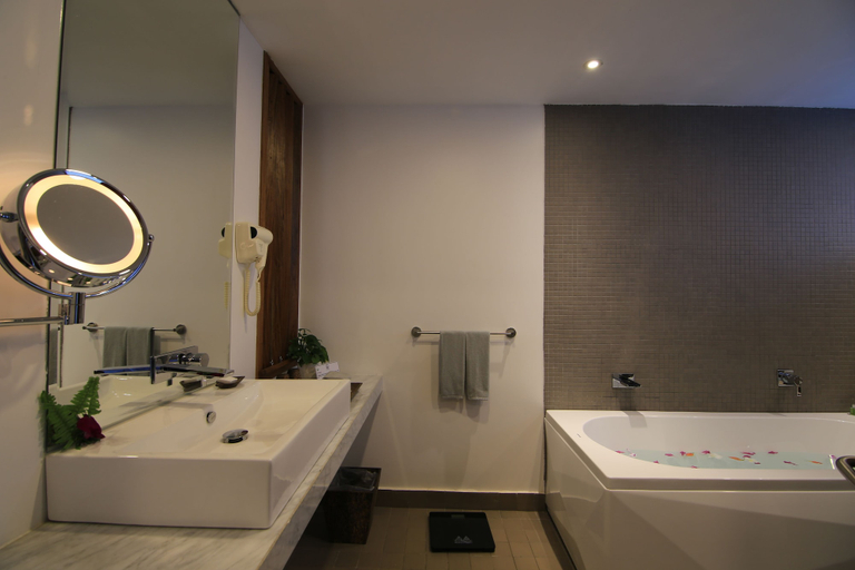 Bathroom 5, Somadevi Residence, Siem Reap
