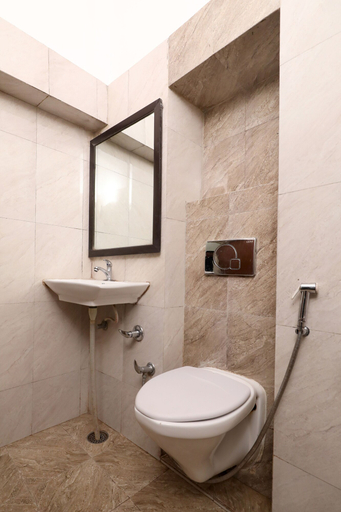 Bathroom 4, The Leef Inn, Sirohi