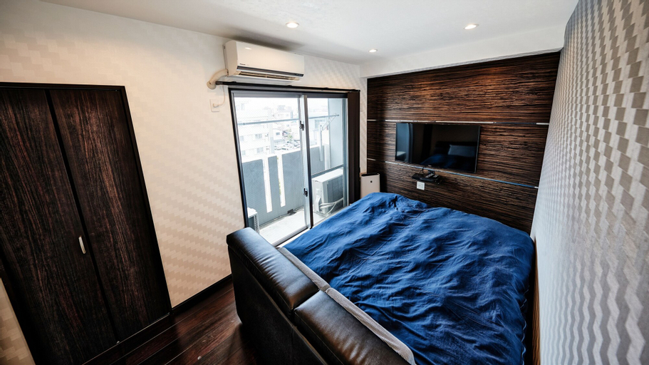 Bedroom 16
