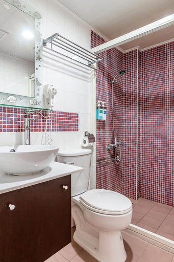 Bathroom 3, Tropical Island B&B, Pingtung