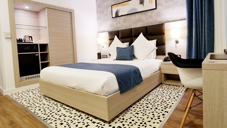 Bedroom 4, Hotel Atlantis, Tala Hamza