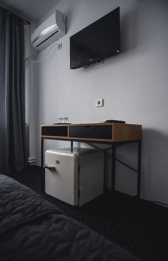 Bedroom 2, Petrosani Camere de Inchiriat - Hotel Petroshani srl, Petrosani