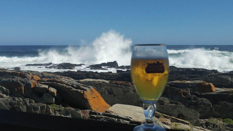 Food & Drinks 5, Brenton Breakers, Eden