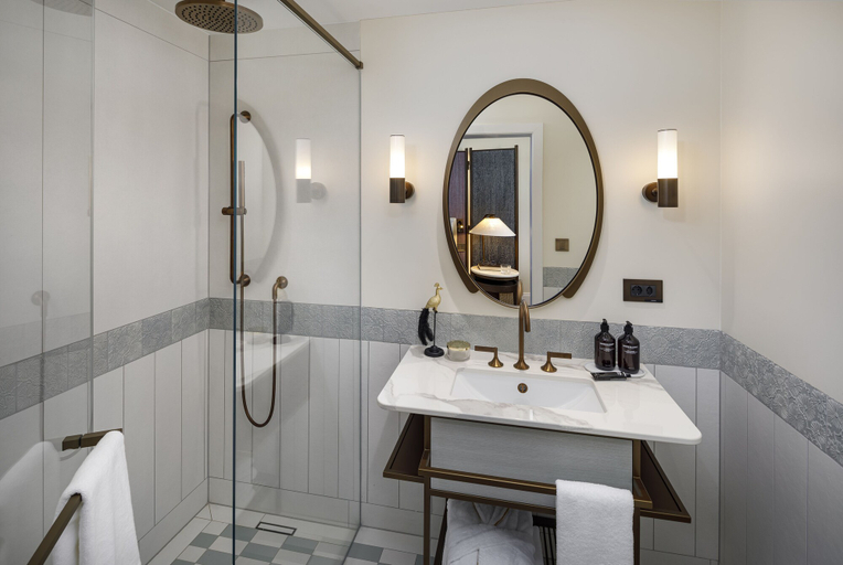 Bathroom 4, Small Luxury Hotel Ambassador Zürich, Zürich