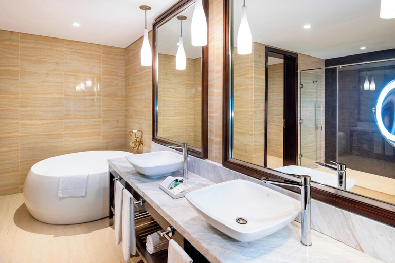 Bathroom 5, Four Points by Sheraton Sharjah, Sharjah City
