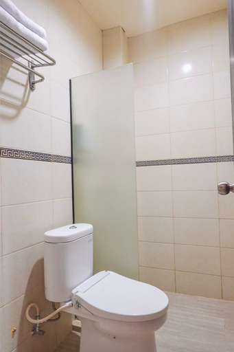 Bathroom 5, City Hotel Mataram, Lombok