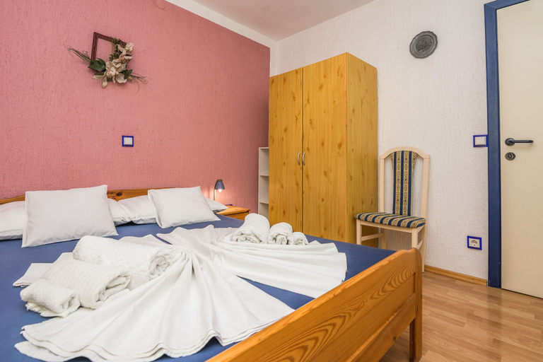 Bedroom 2, Apartment Kikas, Vir