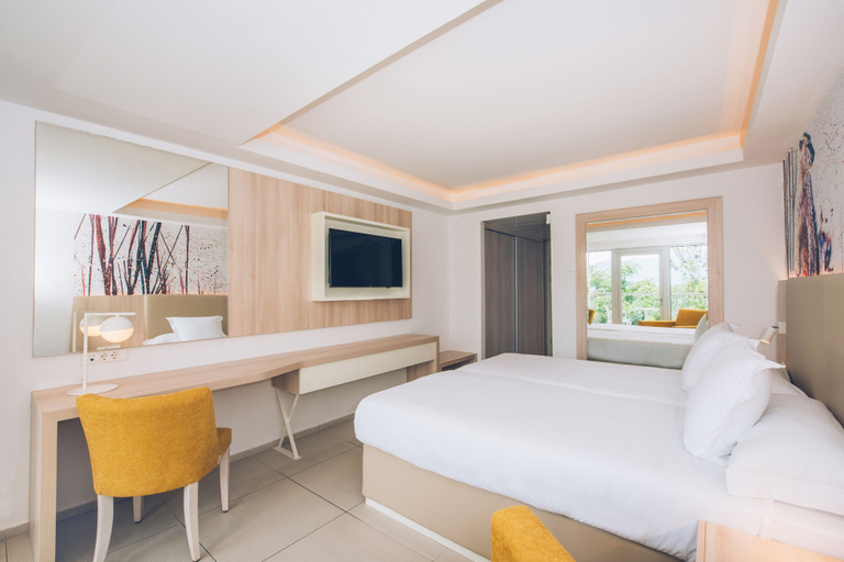 Bedroom 3, Iberostar Waves Herceg Novi -All Inclusive, Konavle