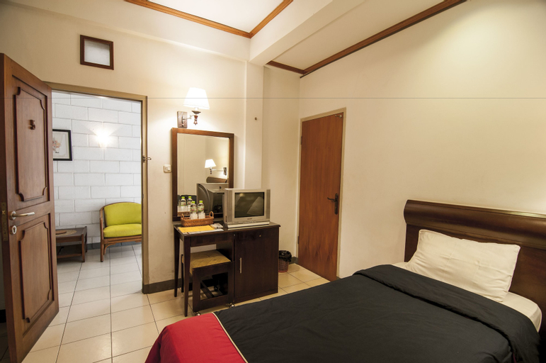 Bedroom 6