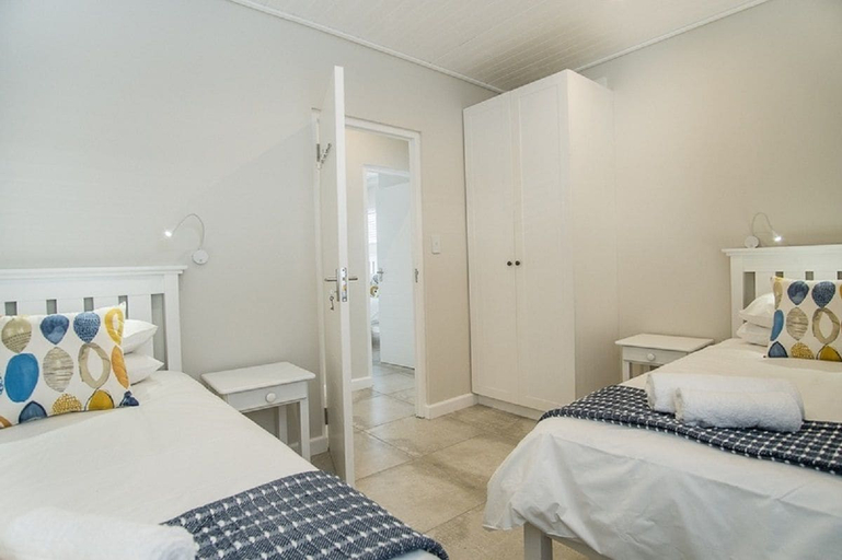 Bedroom 2, Fork West Apartments - Top Floor 5, West Coast