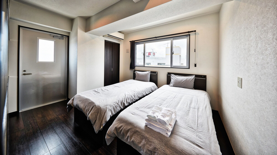 Bedroom 16