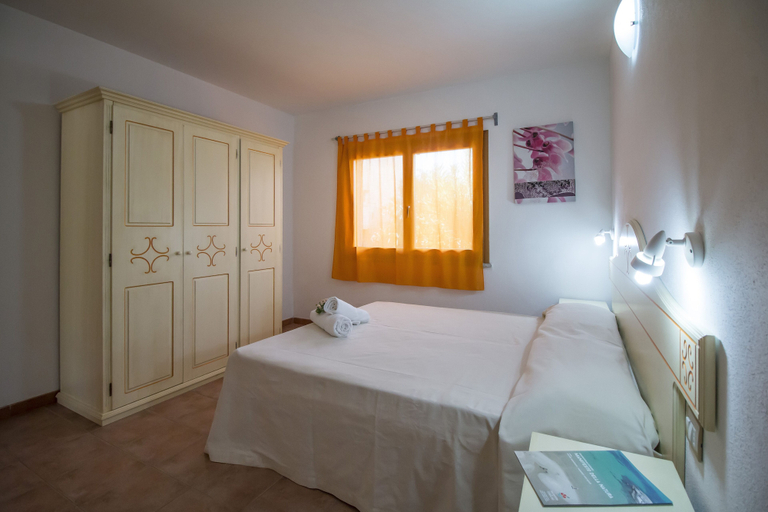 Bedroom 3, Rey Beach Club, Cagliari