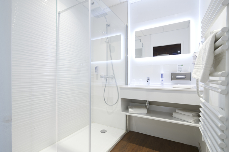 Bathroom 8