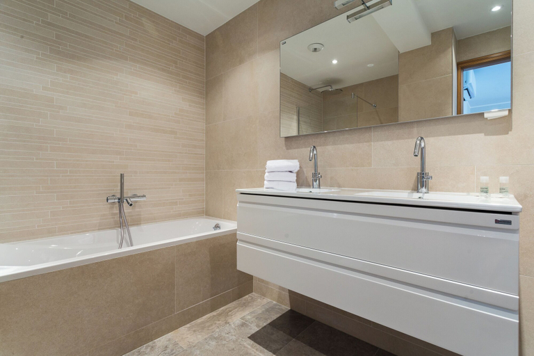 Bathroom 5, Villa Velvet, Alpes-Maritimes